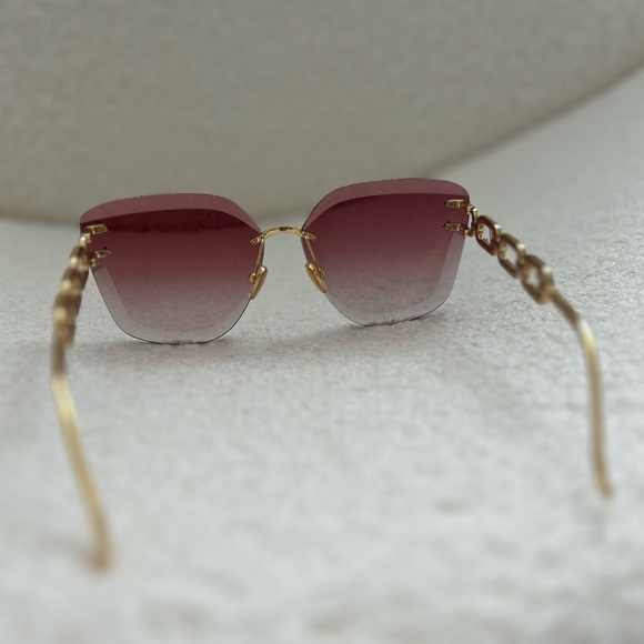 Louis Vuitton Jewel Cat Eye Sunglasses - Picture 3 of 9